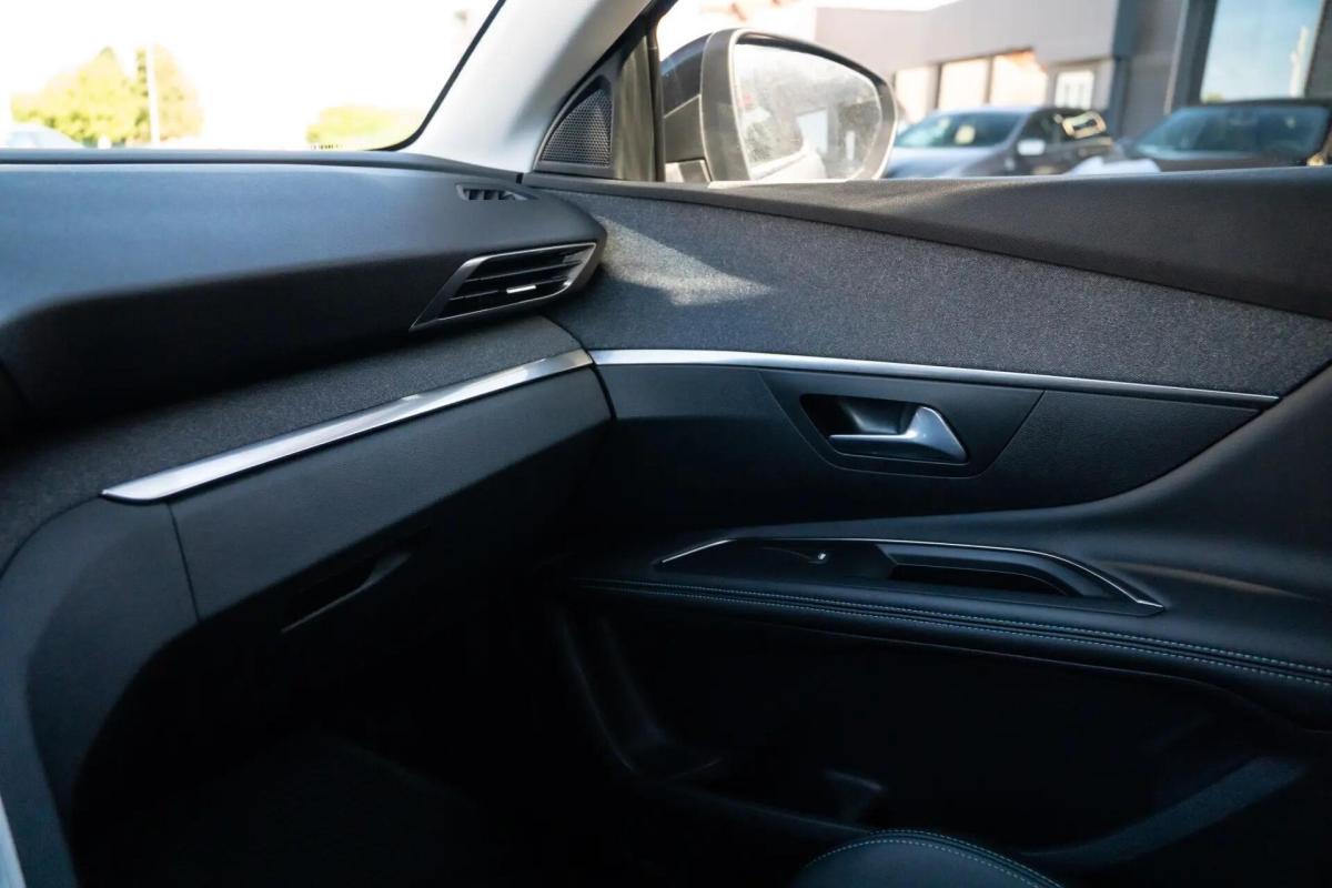 peugeot-3008-2022-hibrido-a-gasolina-1598cc