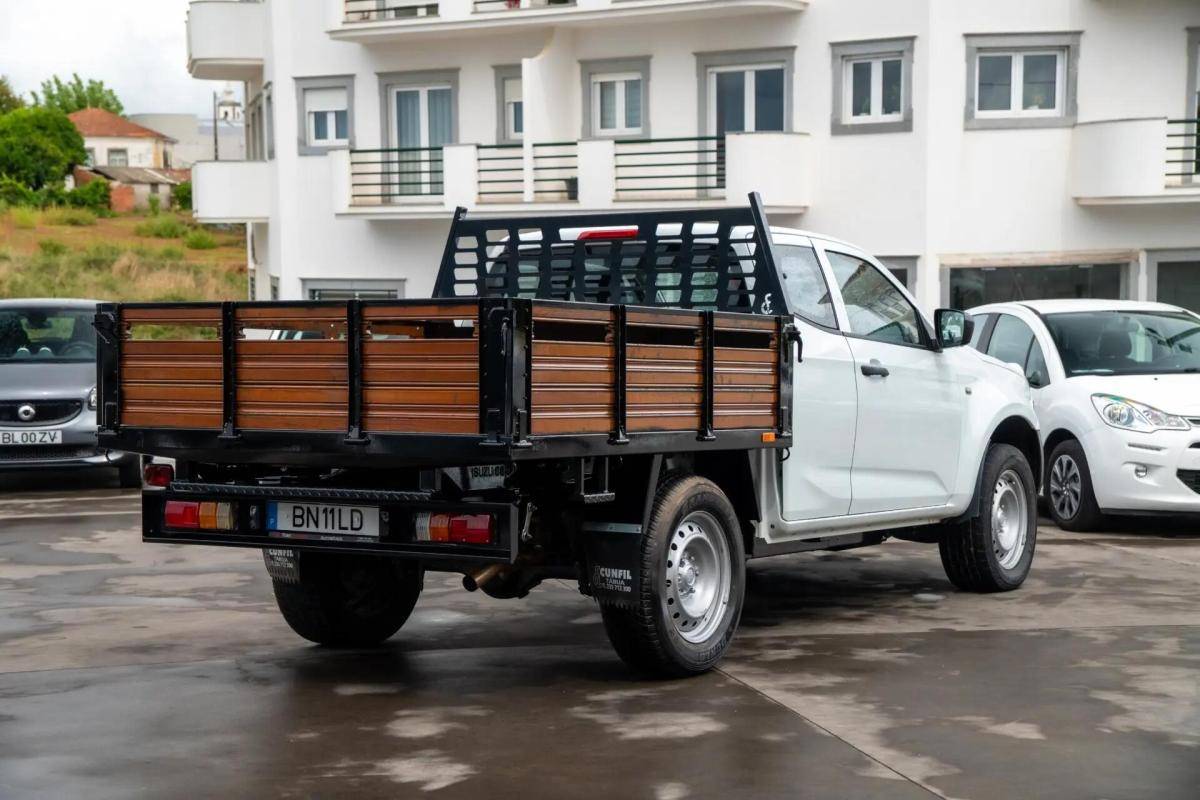 isuzu-d-max-2024-diesel-1898cc