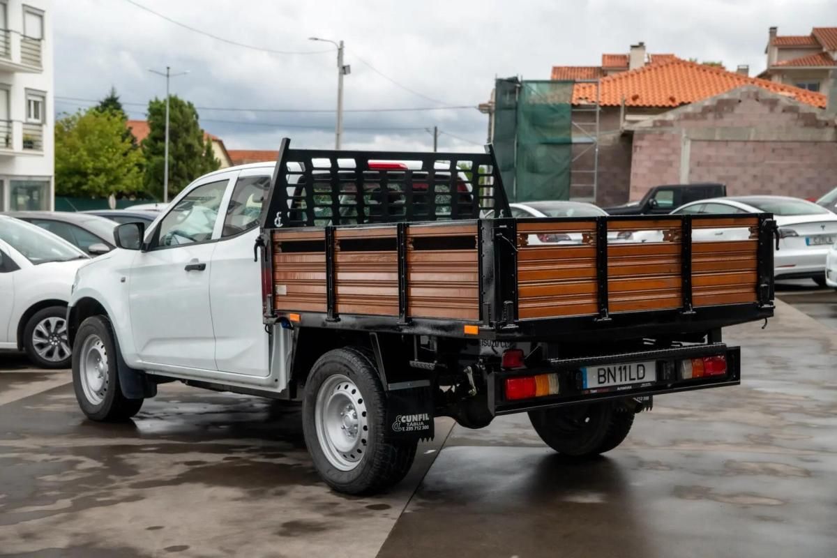 isuzu-d-max-2024-diesel-1898cc