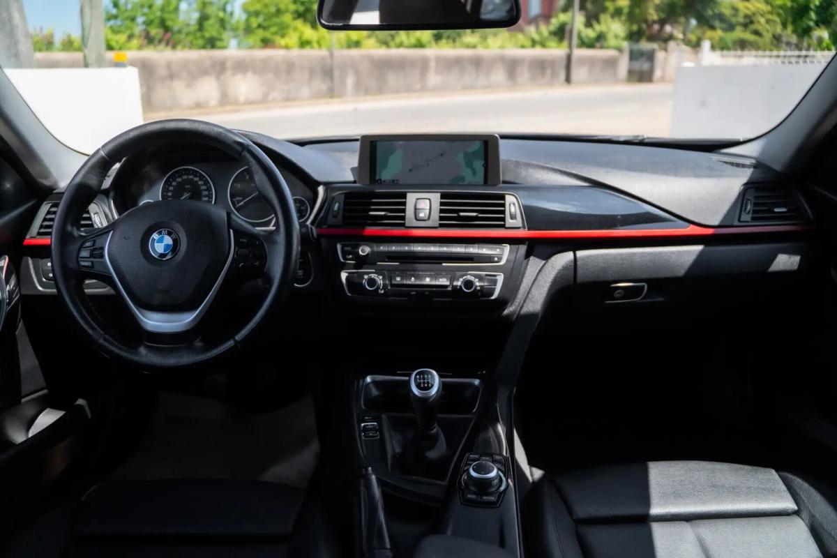 bmw-serie-3-318d-touring-2013-diesel-1995cc