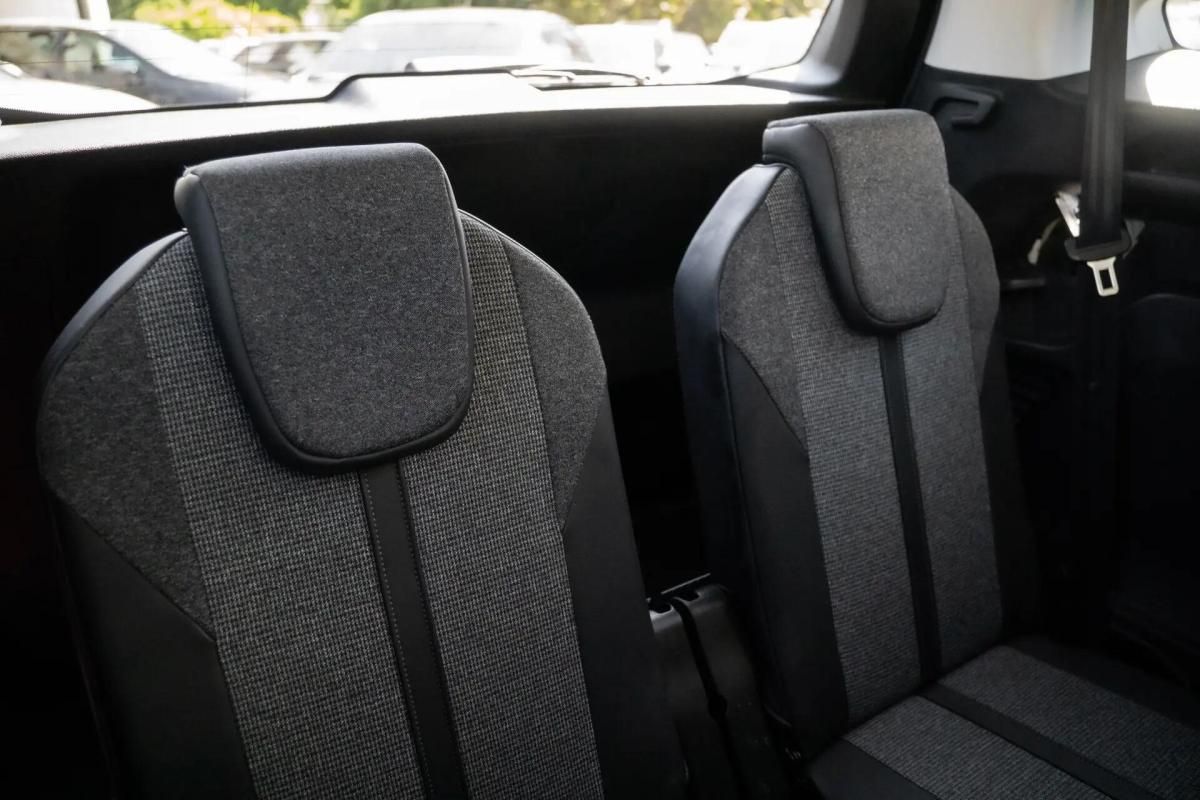 peugeot-5008-2018-diesel-1499cc