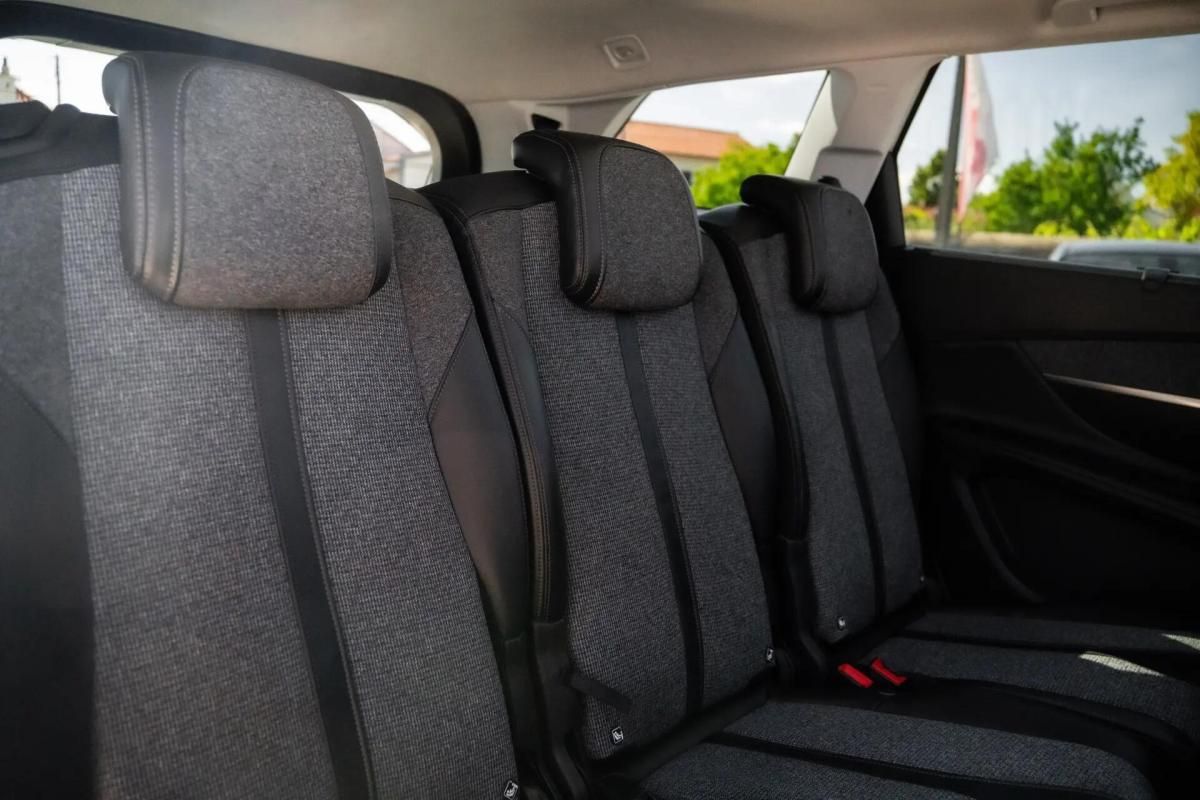 peugeot-5008-2018-diesel-1499cc