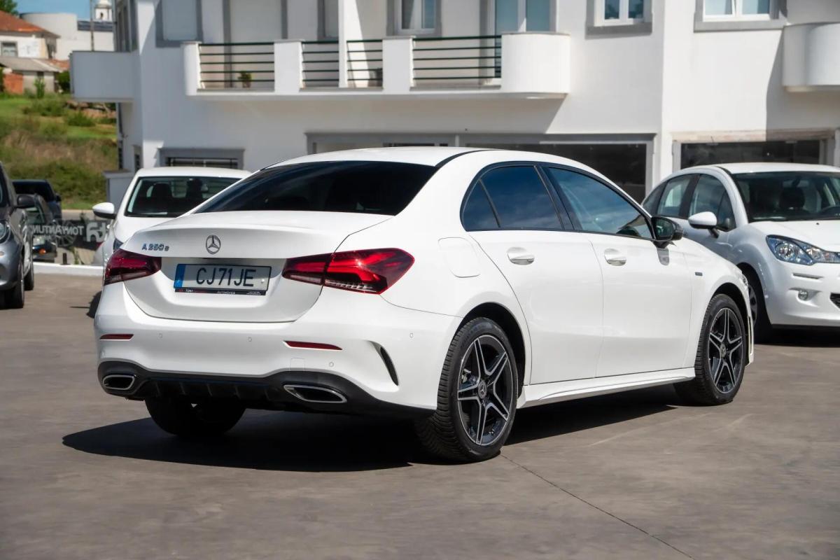 mercedes-benz-classe-a-2020-hibrido-a-gasolina-1332cc
