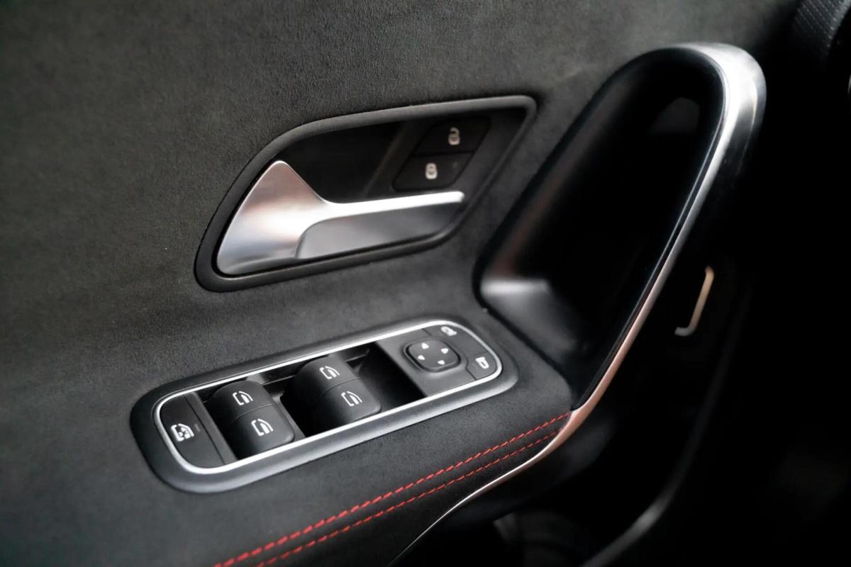 mercedes-benz-classe-a-2020-hibrido-a-gasolina-1332cc