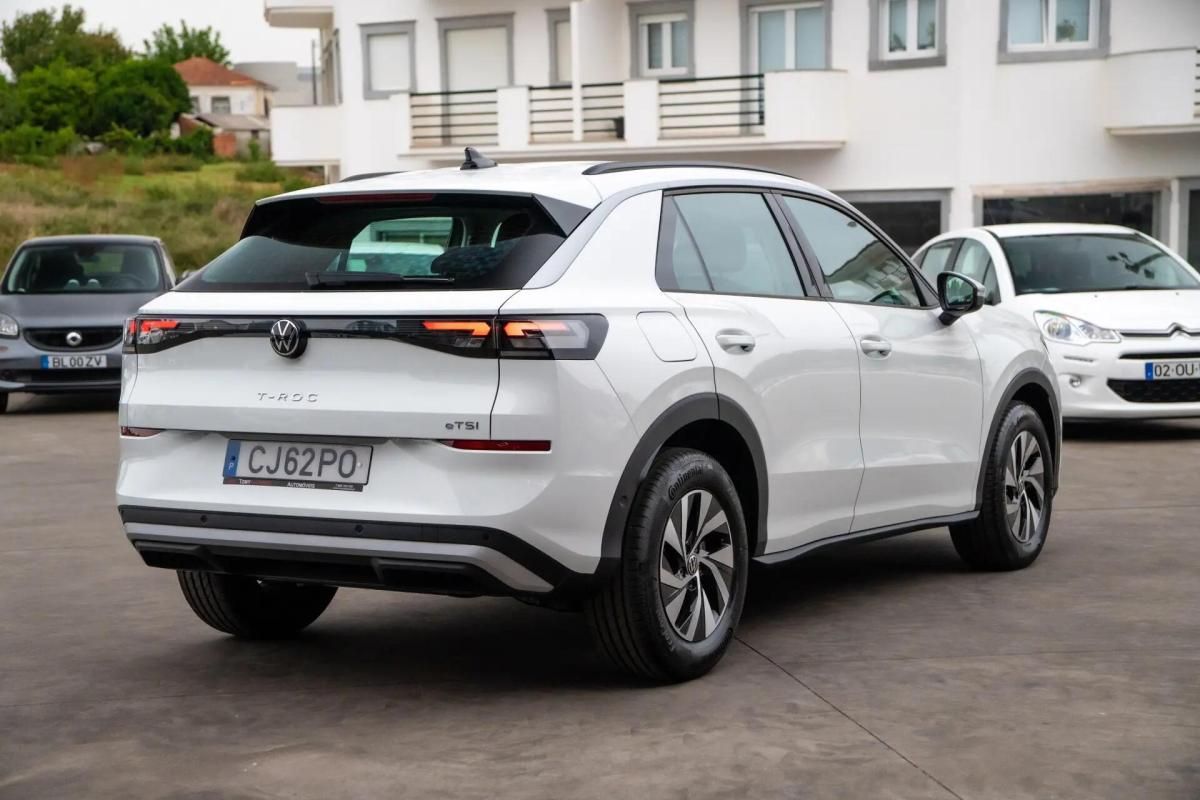 volkswagen-t-roc-2026-gasolina-1498cc