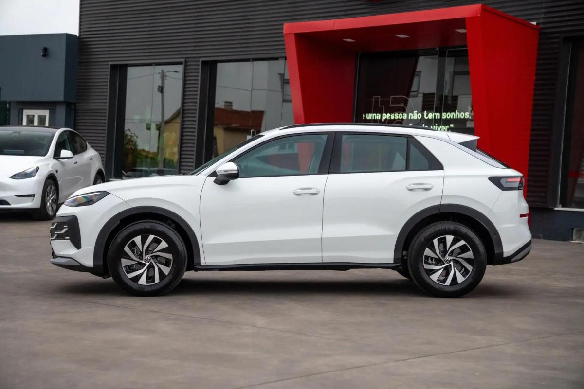 volkswagen-t-roc-2026-gasolina-1498cc