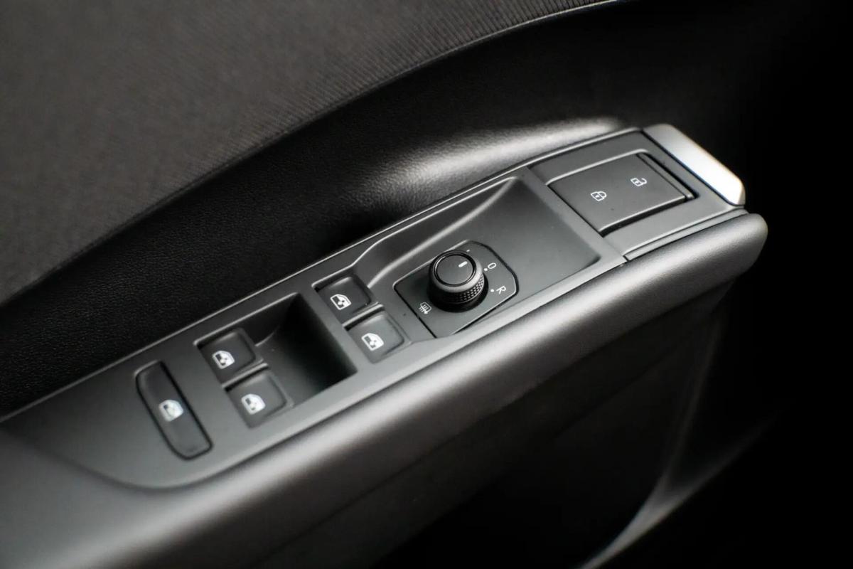 volkswagen-t-roc-2026-gasolina-1498cc
