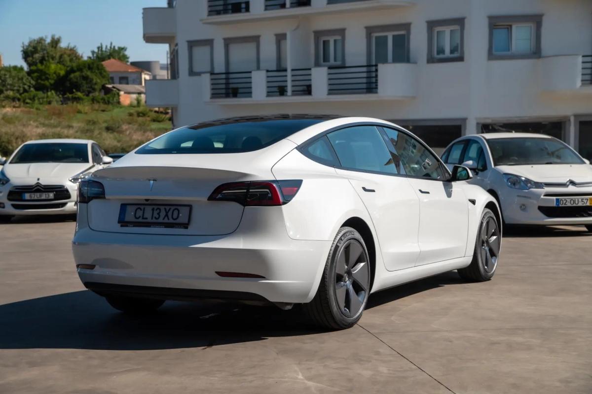 tesla-model-3-2023-eletrico-0cc