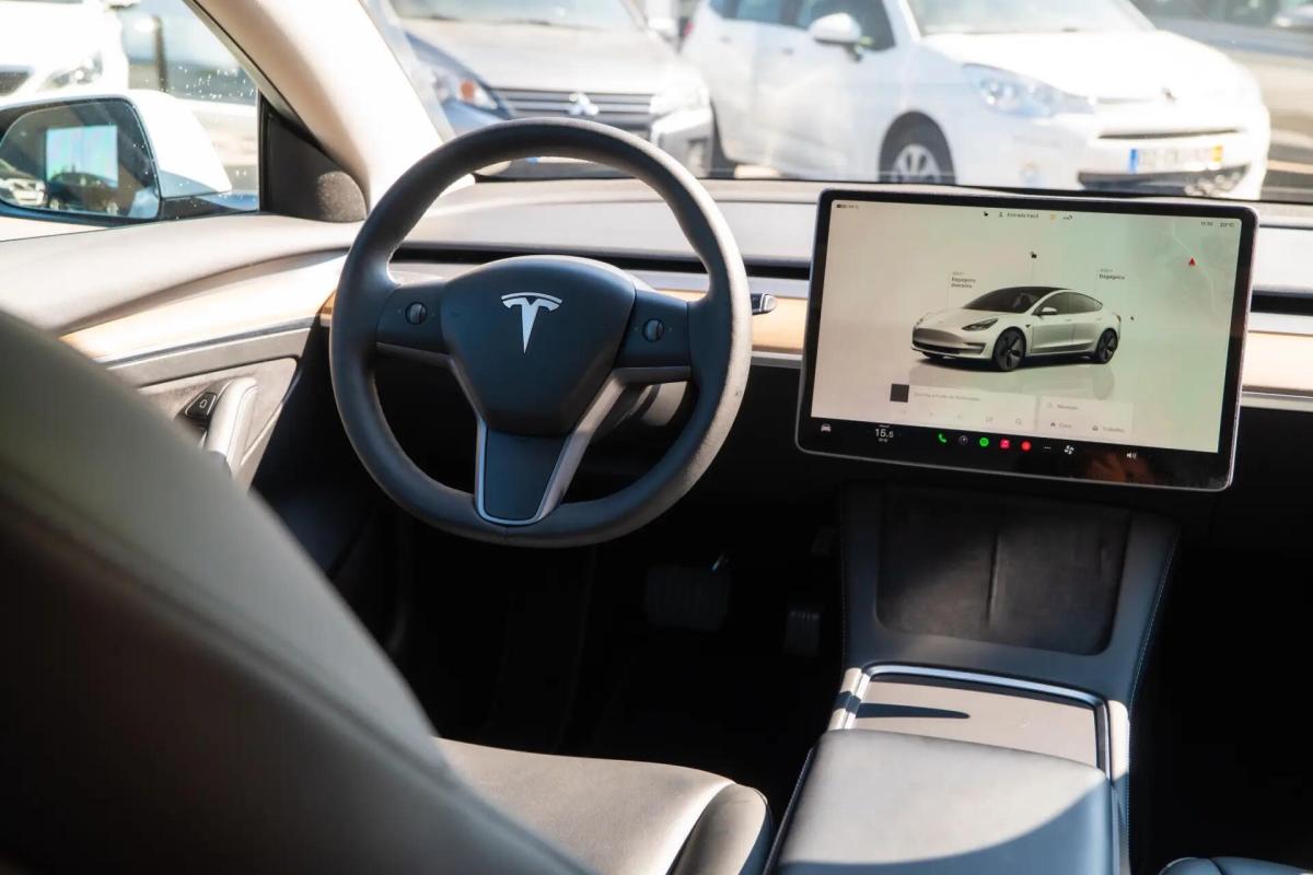 tesla-model-3-2023-eletrico-0cc