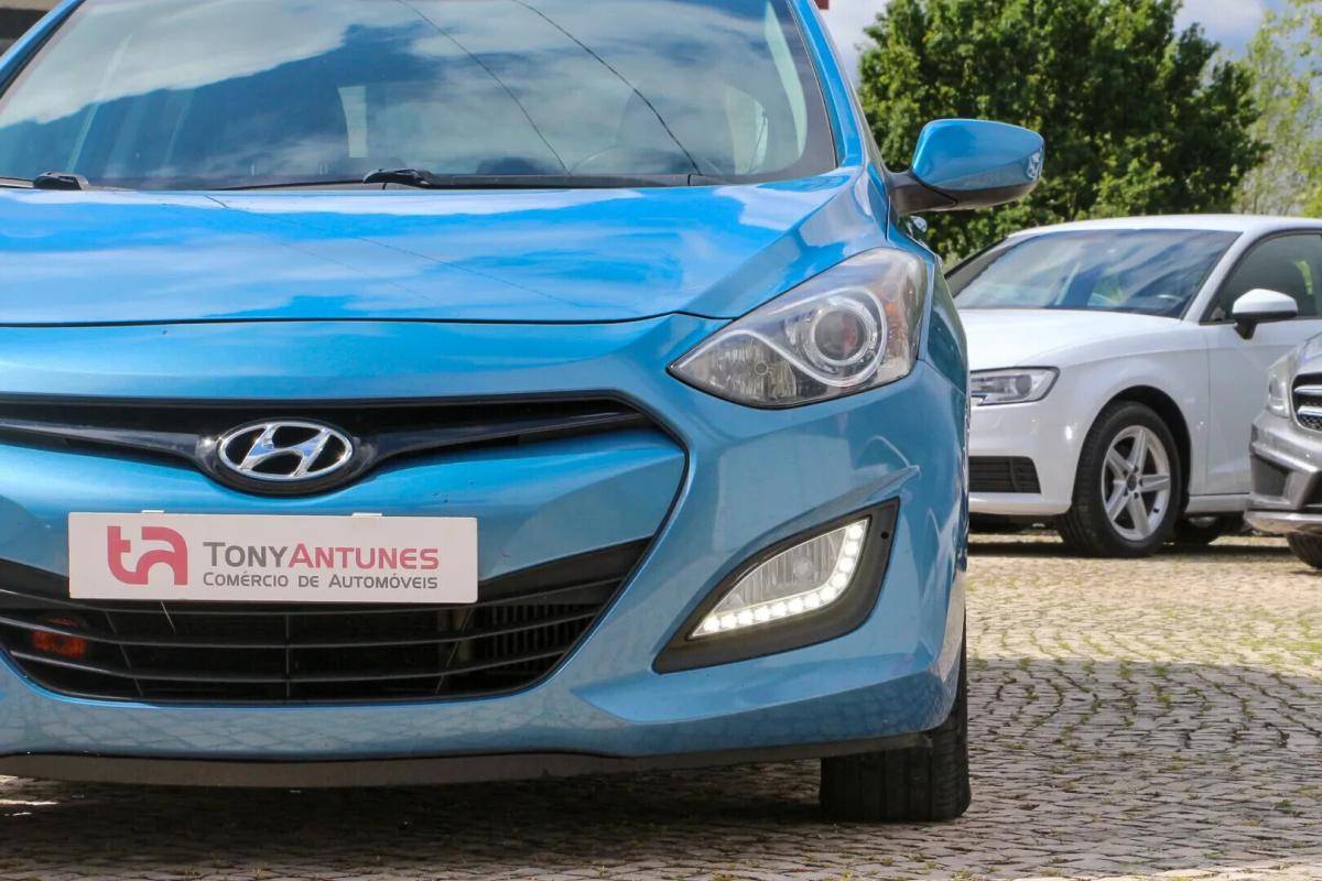 hyundai-i30-2012-diesel-1582cc