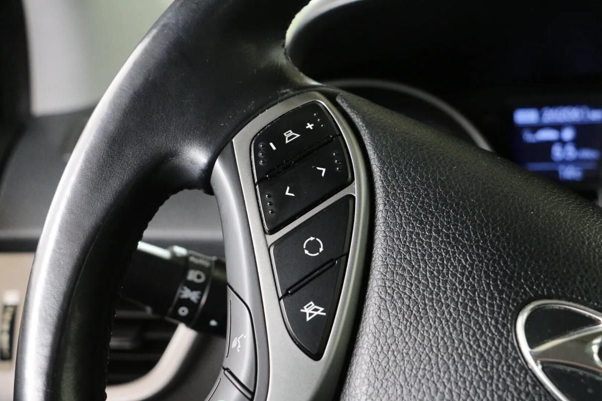 hyundai-i30-2012-diesel-1582cc
