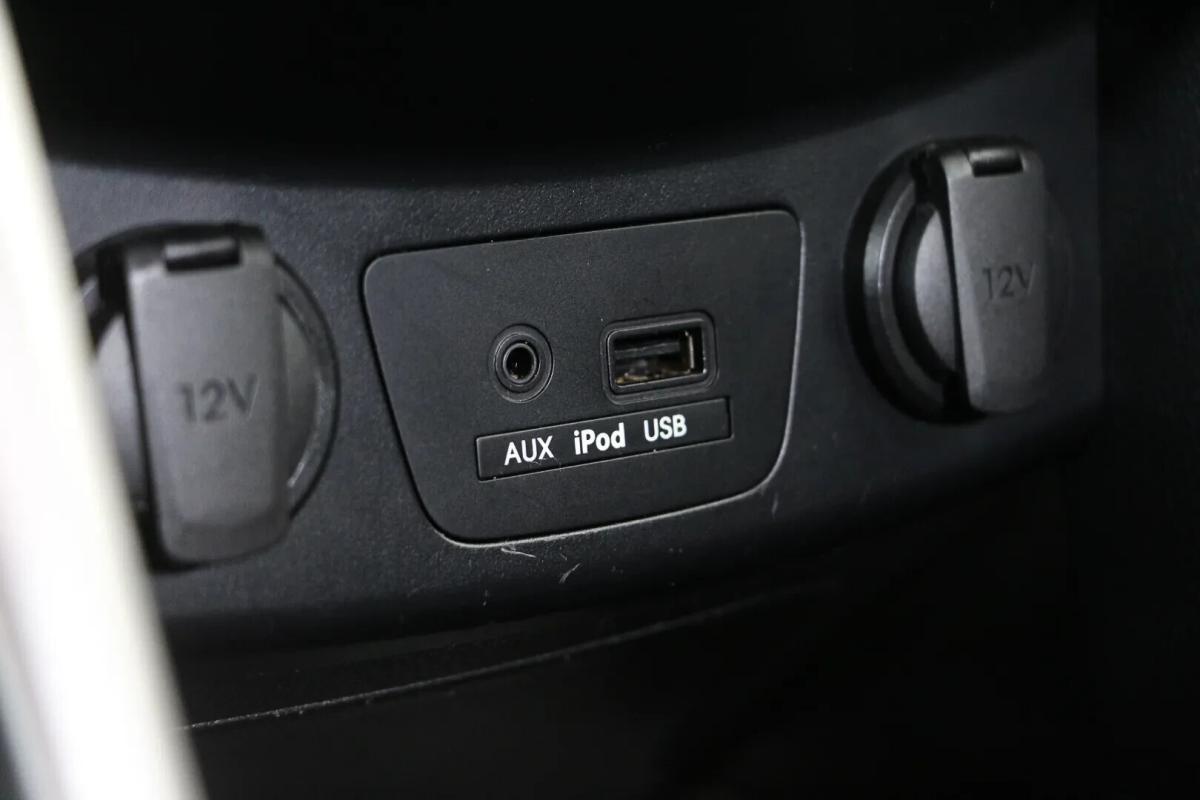 hyundai-i30-2012-diesel-1582cc