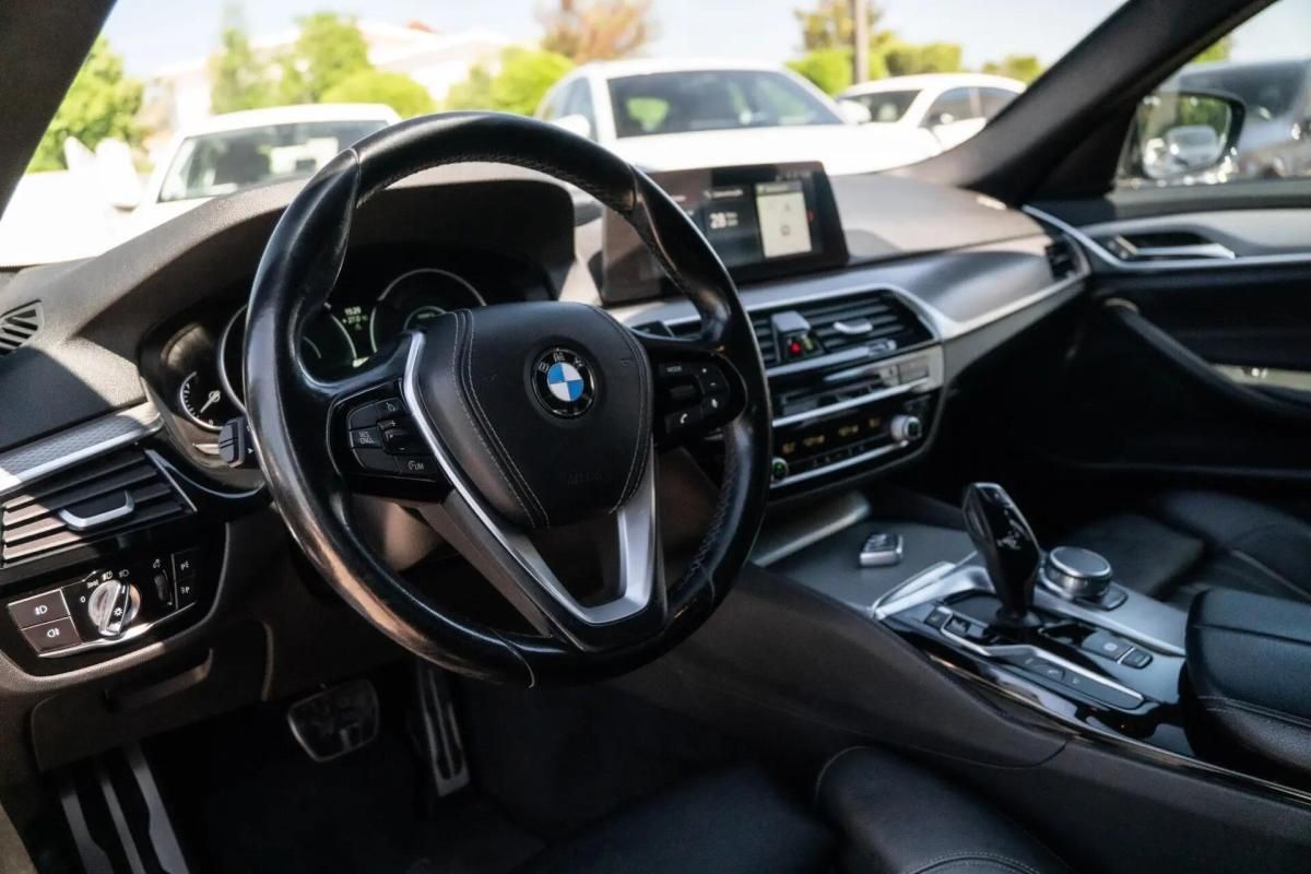bmw-serie-5-2018-hibrido-a-gasolina-1998cc