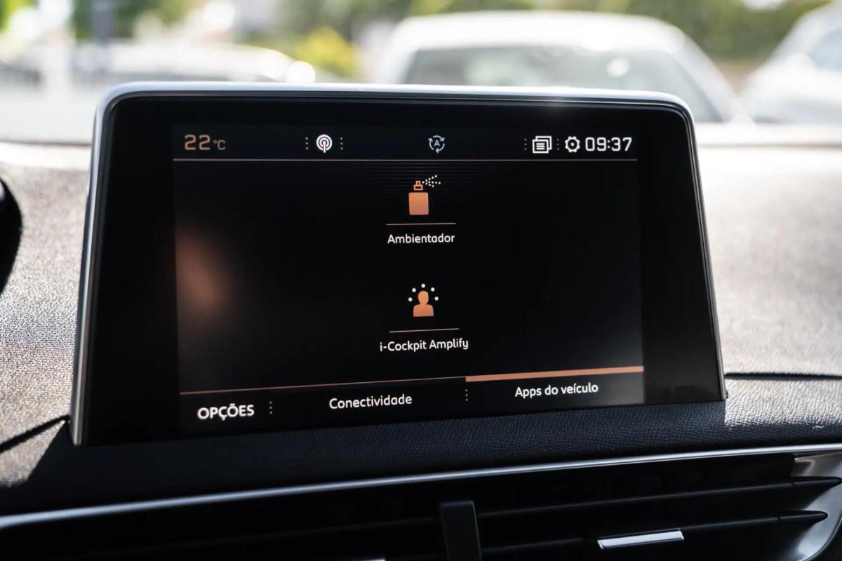 peugeot-3008-2018-diesel-1997cc