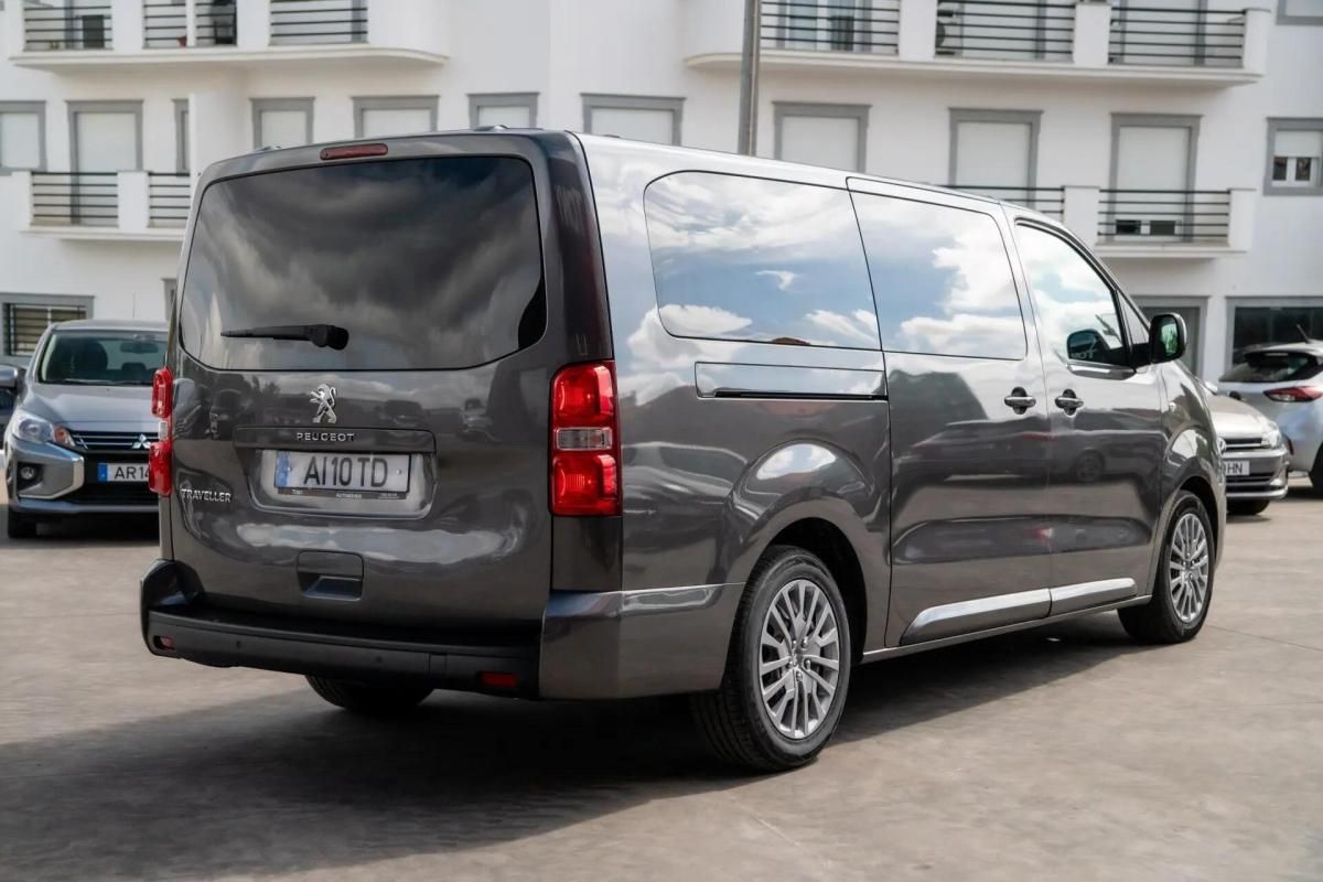 peugeot-traveller-2021-diesel-1499cc