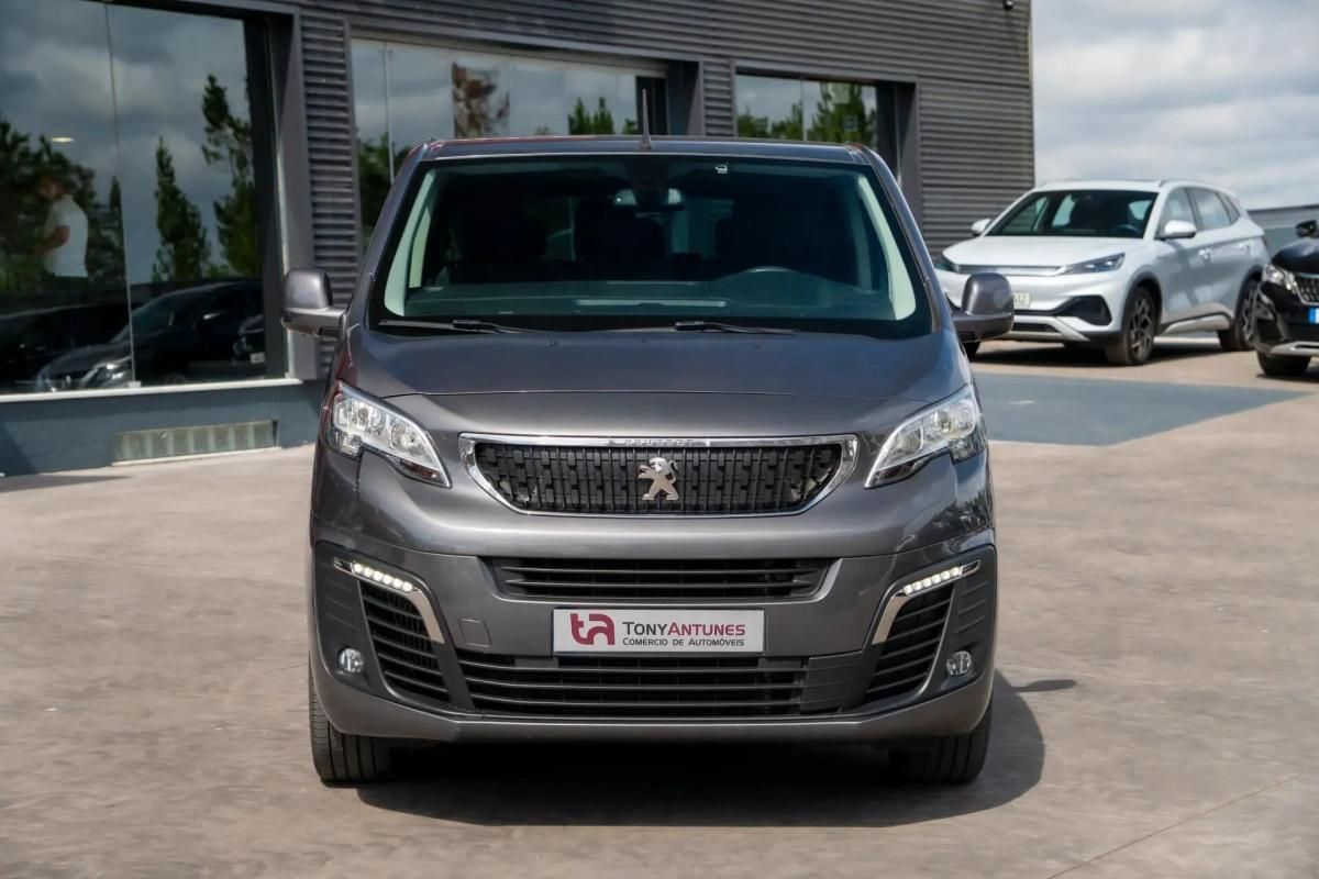 peugeot-traveller-2021-diesel-1499cc