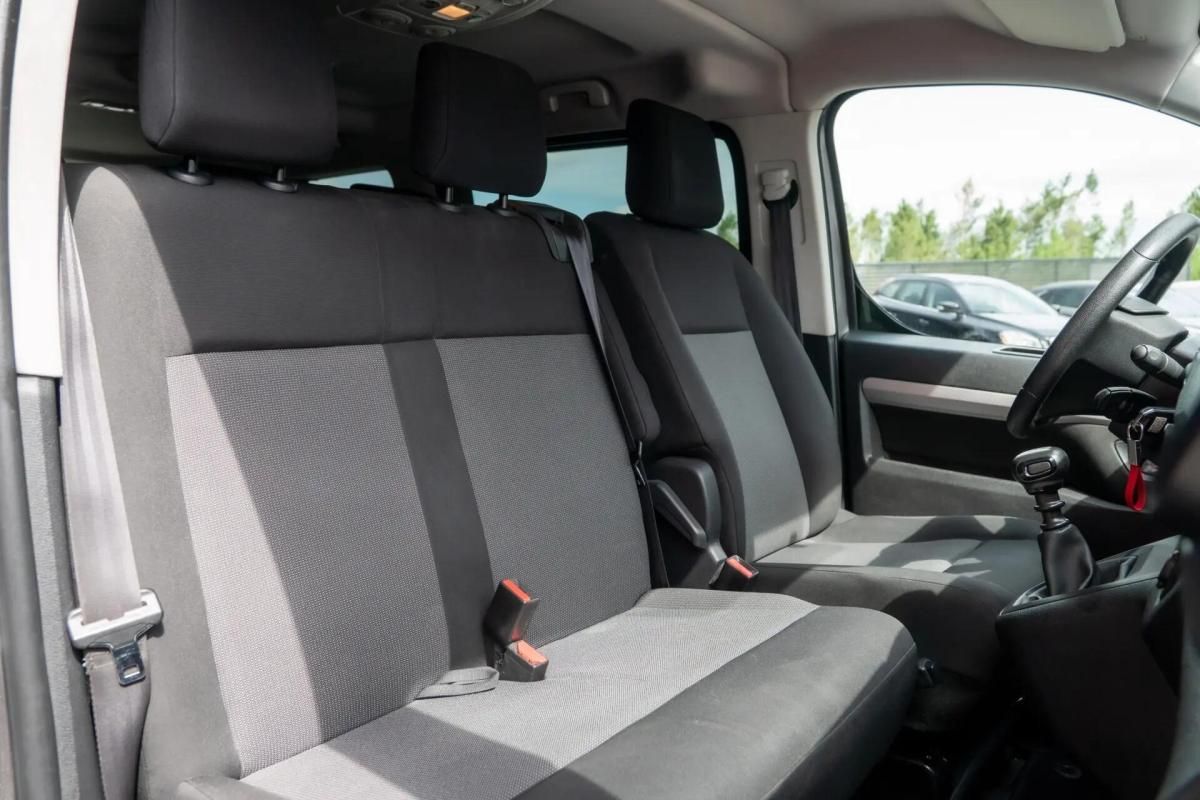 peugeot-traveller-2021-diesel-1499cc