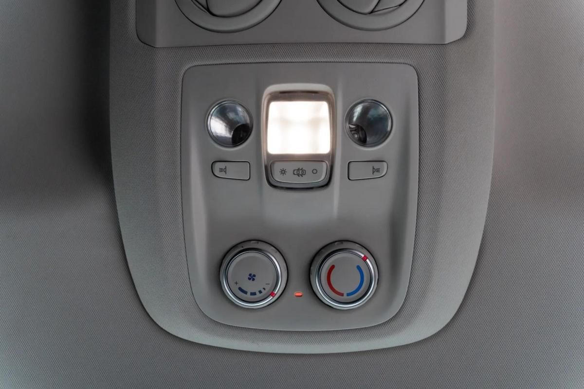 peugeot-traveller-2021-diesel-1499cc