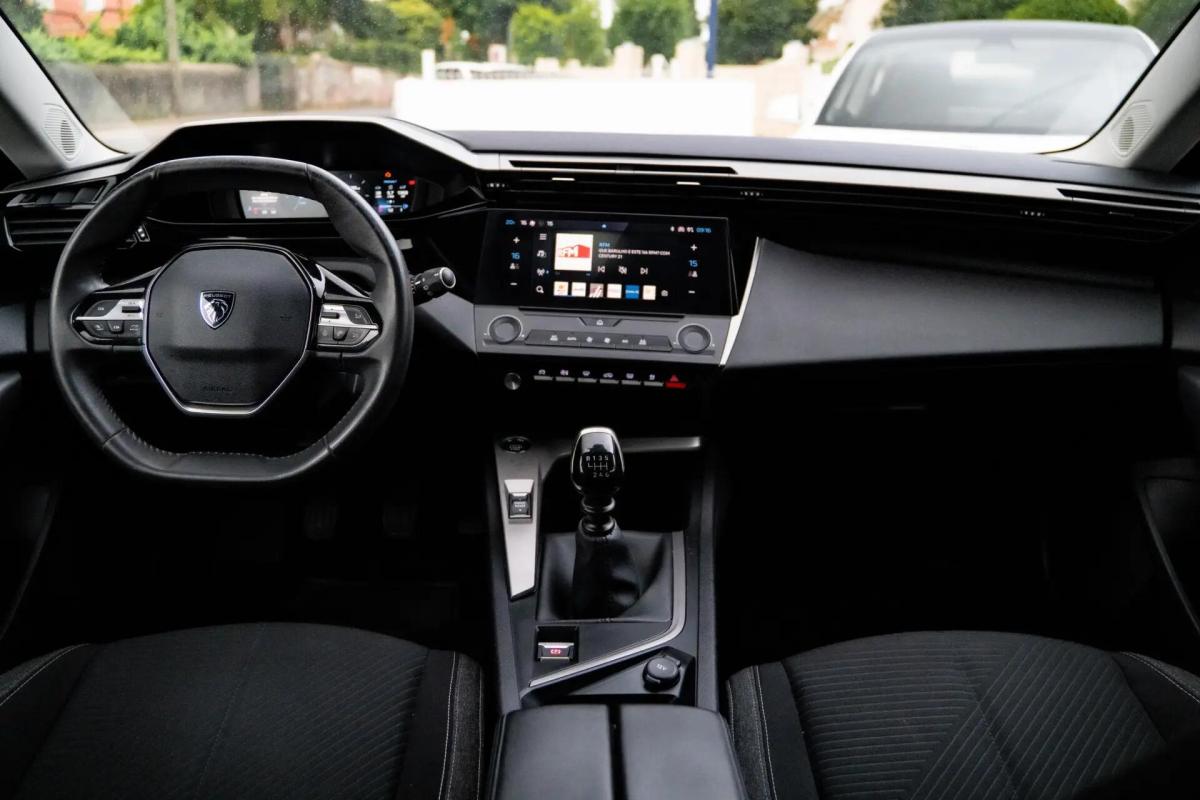 peugeot-308-sw-2022-diesel-1499cc