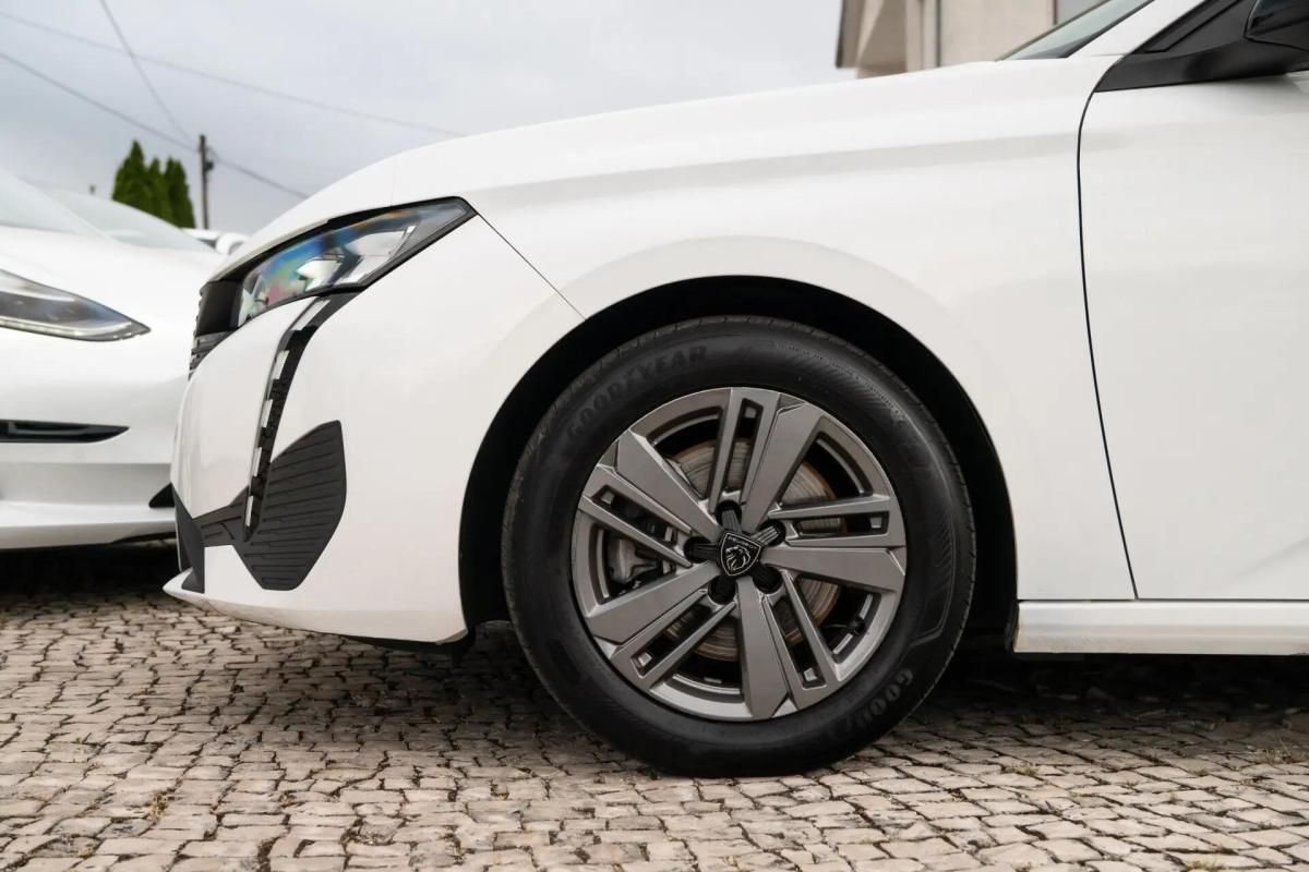 peugeot-308-sw-2022-diesel-1499cc