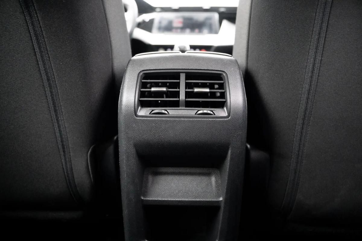 peugeot-308-sw-2022-diesel-1499cc