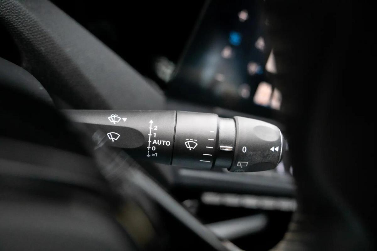 peugeot-308-sw-2022-diesel-1499cc