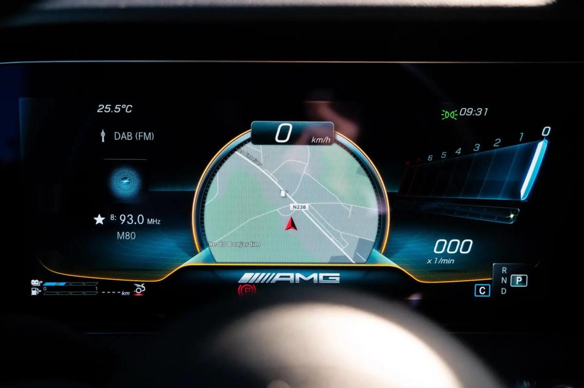 mercedes-benz-amg-gt-amg-gt-2023-hibrido-a-gasolina-3982cc