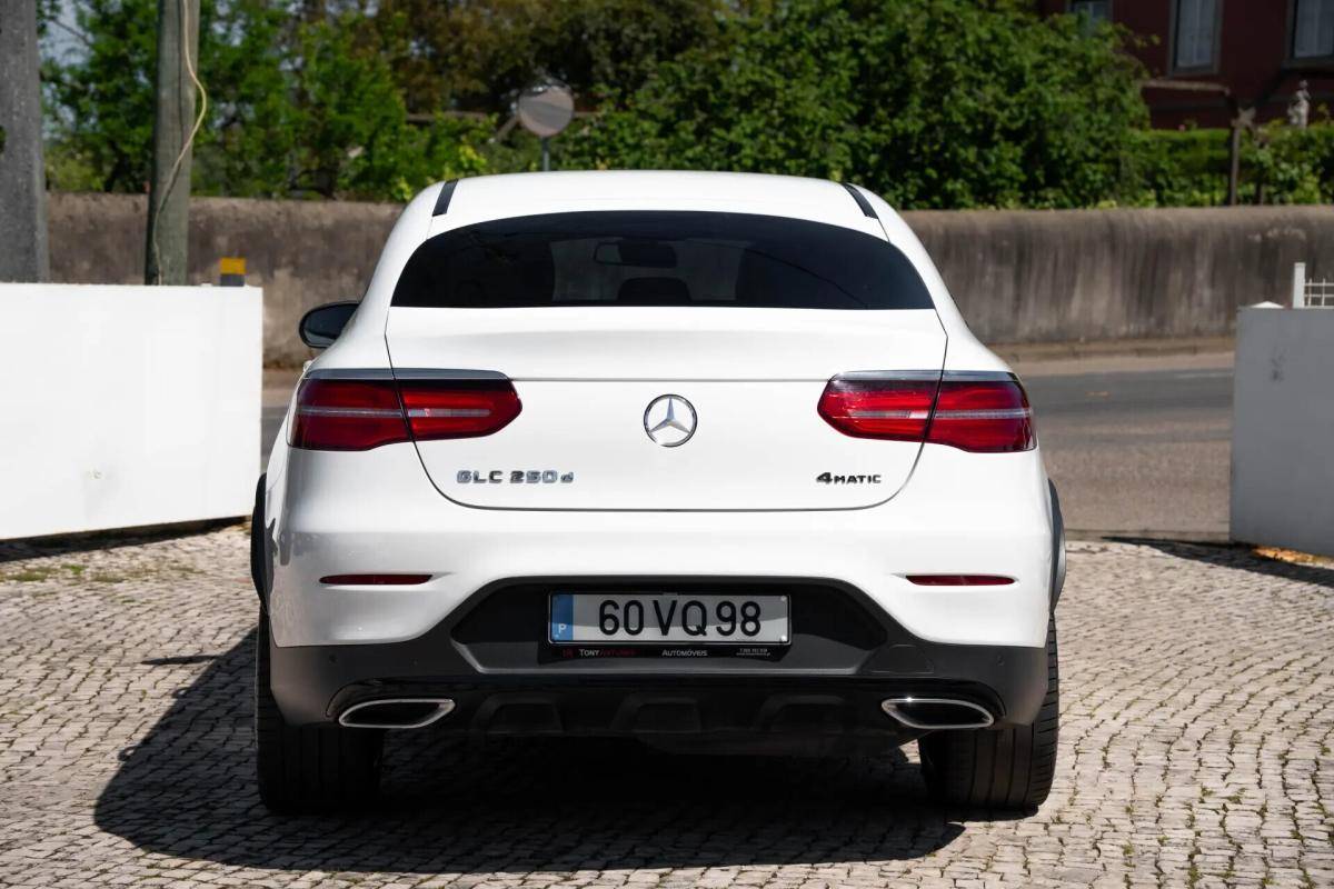 mercedes-benz-glc-250-amg-pack-night-9g-panoramico-2018-diesel-2143cc