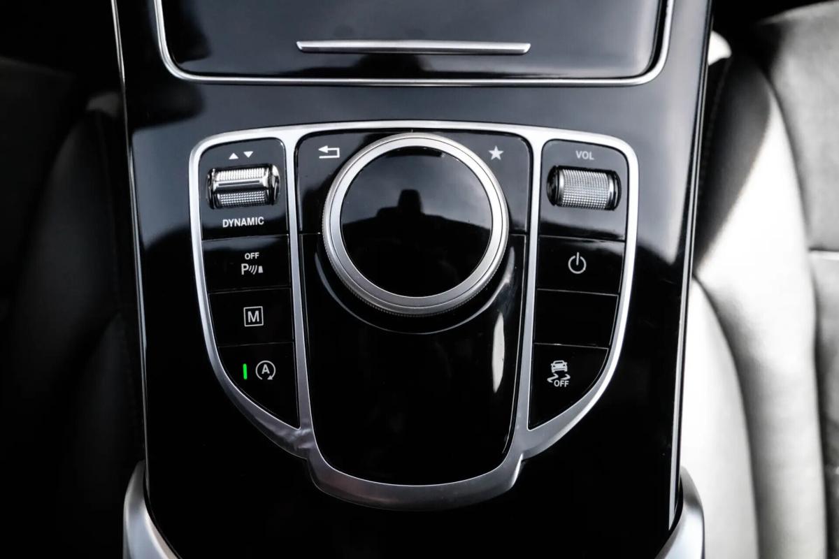 mercedes-benz-glc-250-amg-pack-night-9g-panoramico-2018-diesel-2143cc
