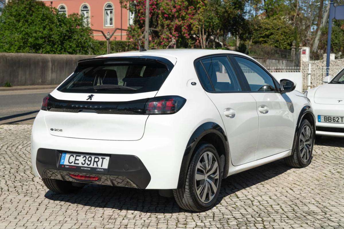 peugeot-e-208-2022-eletrico-0cc