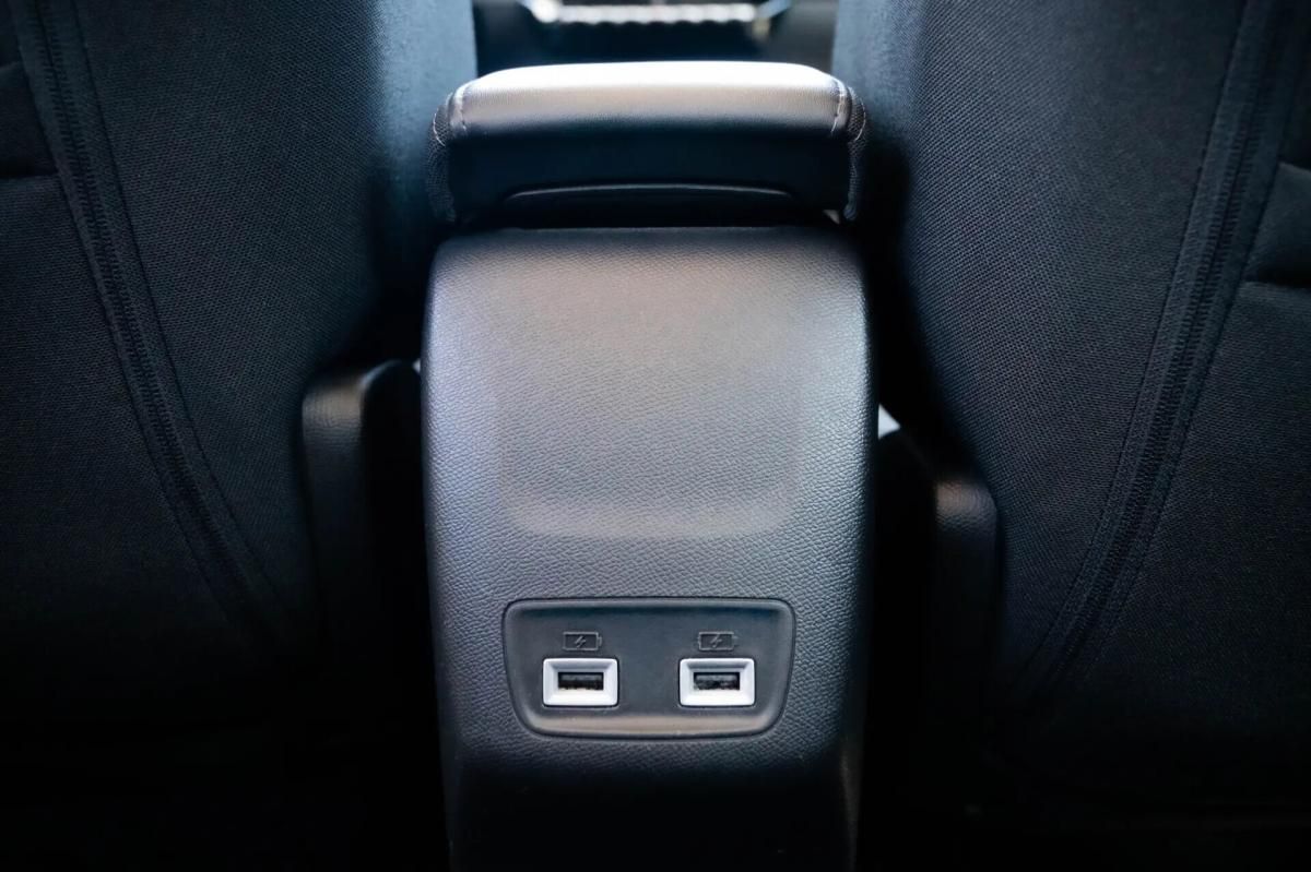 peugeot-e-208-2022-eletrico-0cc