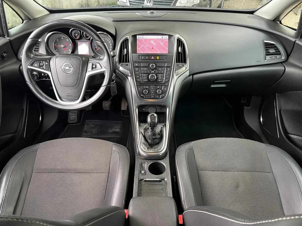 opel-astra-2010-diesel-1686cc