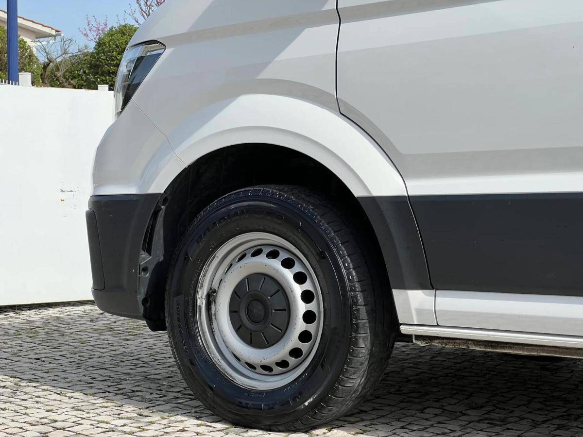 volkswagen-crafter-2021-diesel-1968cc