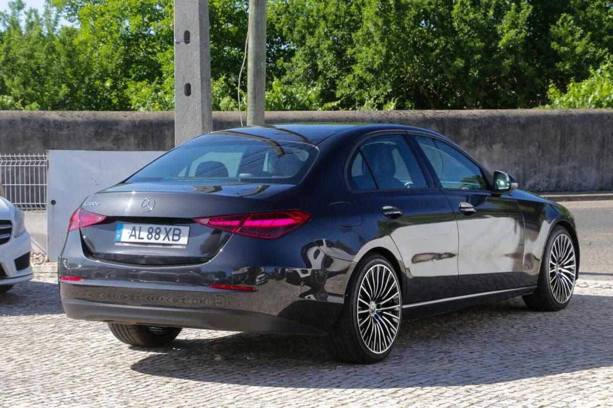 mercedes-benz-classe-c-c220-t-d-eq-boost-2021-diesel-1993cc