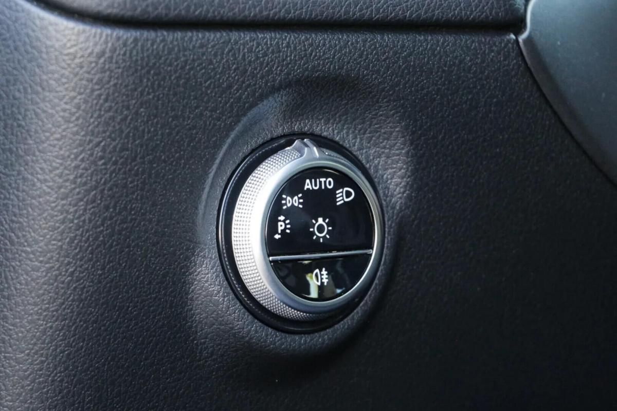 mercedes-benz-classe-c-c220-t-d-eq-boost-2021-diesel-1993cc