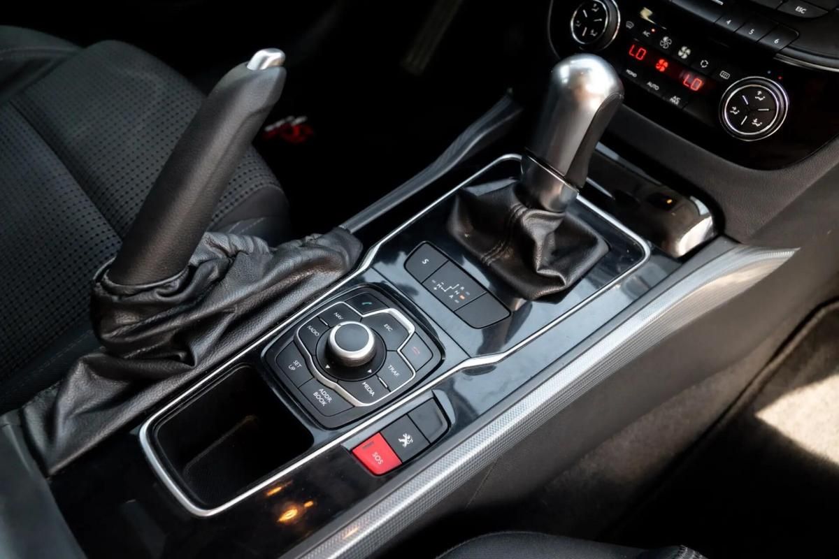 peugeot-508-sw-2011-diesel-1560cc
