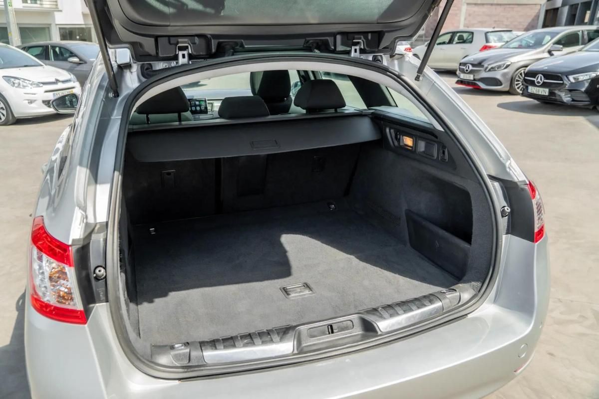 peugeot-508-sw-2011-diesel-1560cc