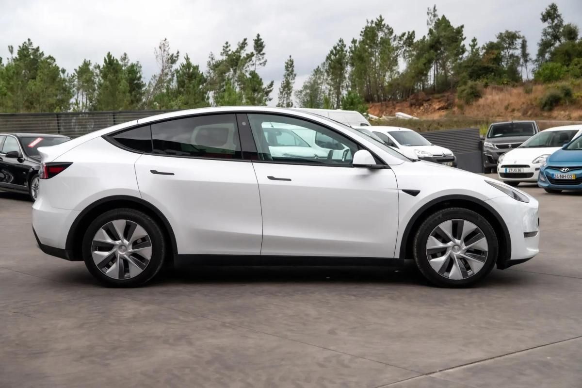 tesla-model-y-2023-eletrico-0cc