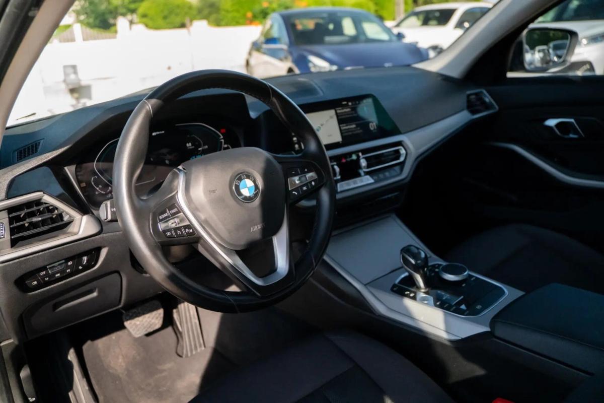 bmw-serie-3-330e-2020-hibrido-a-gasolina-1998cc