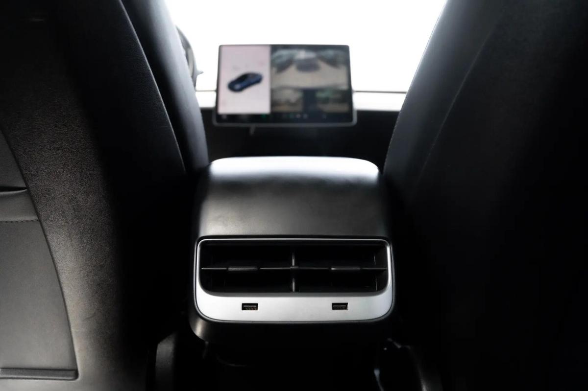 tesla-model-3-2019-eletrico-0cc