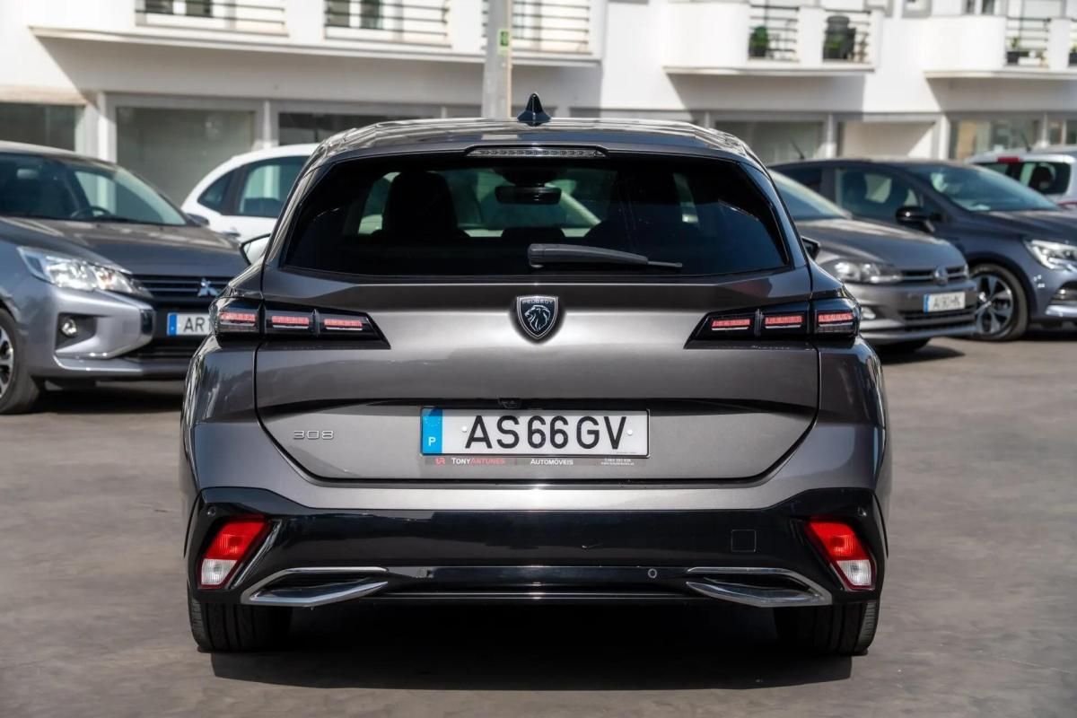 peugeot-308-sw-2022-diesel-1499cc