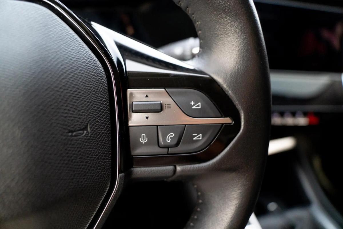 peugeot-308-sw-2022-diesel-1499cc