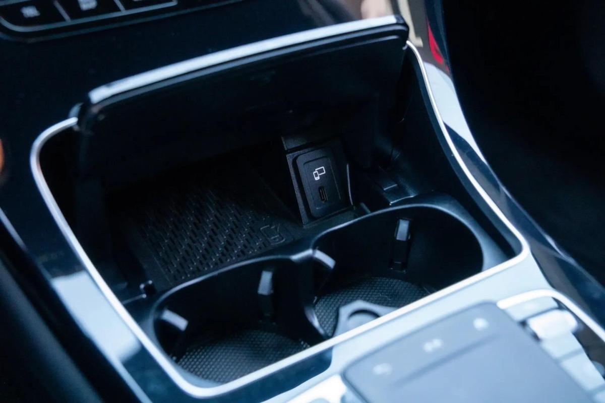 mercedes-benz-glc-2022-hibrido-a-gasolina-1991cc