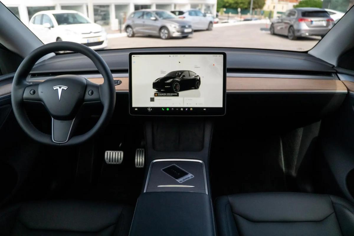 tesla-model-y-2024-eletrico-0cc