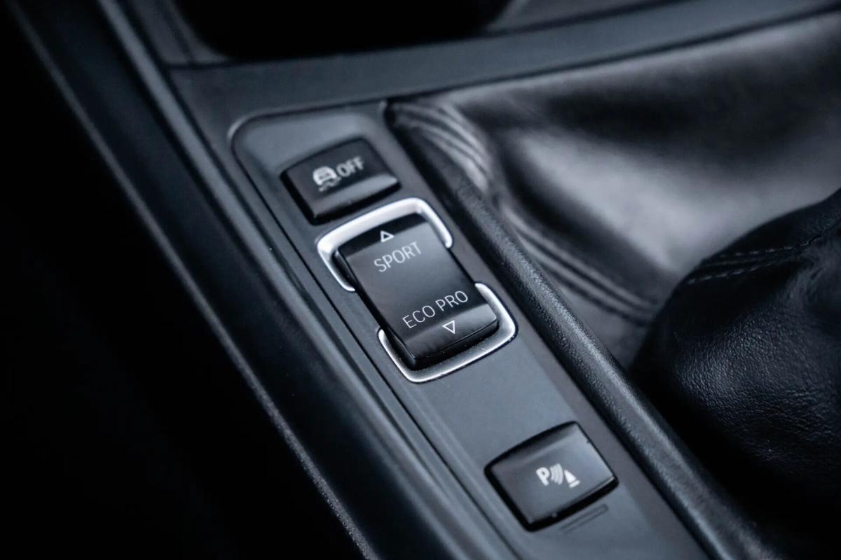 bmw-serie-1-116d-2015-diesel-1496cc