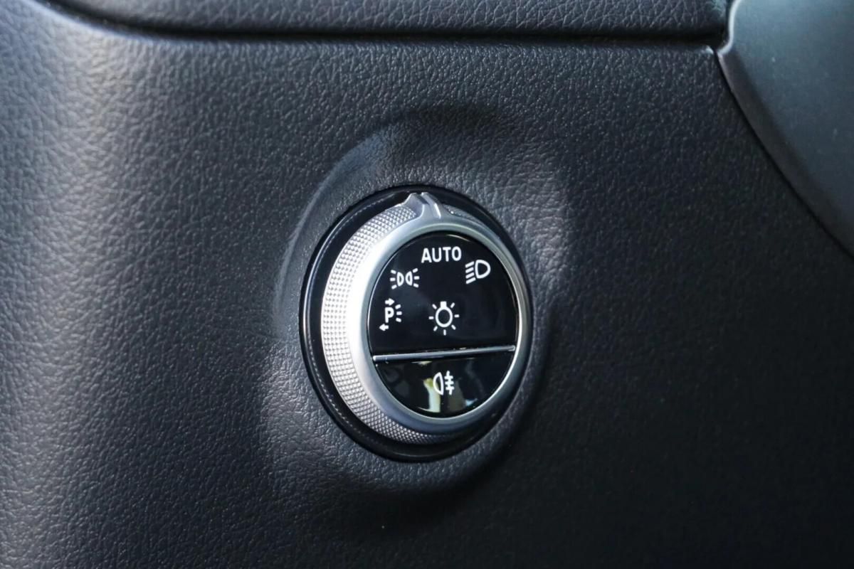 mercedes-benz-classe-c-c220-t-d-eq-boost-2021-diesel-1993cc