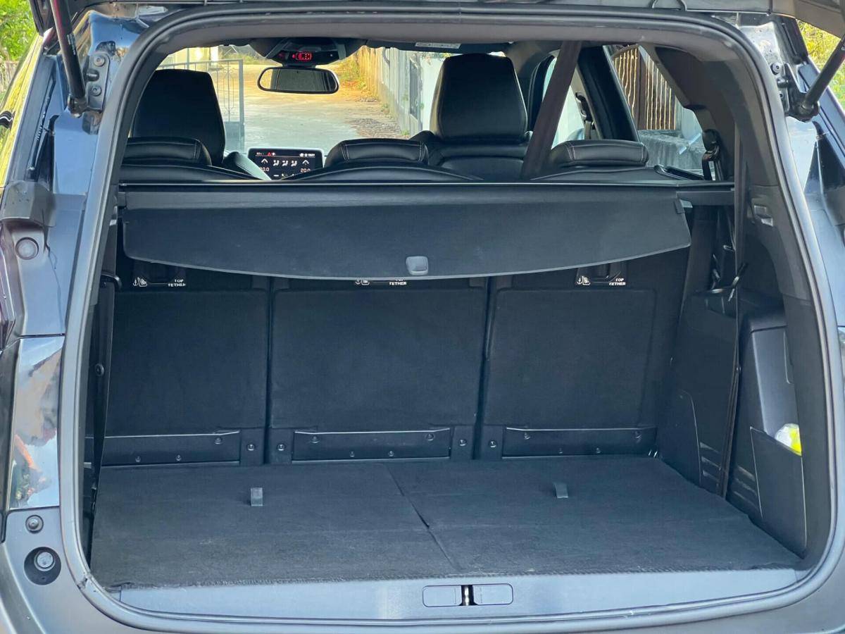 peugeot-5008-2018-diesel-1499cc