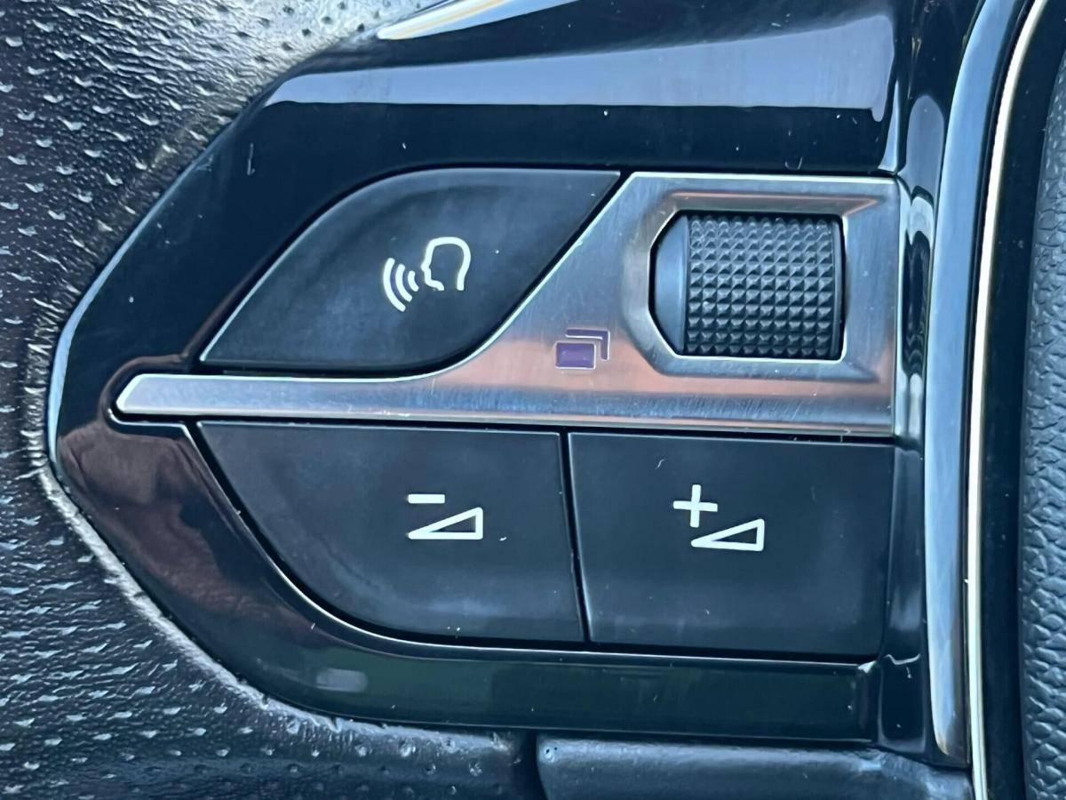 peugeot-5008-2018-diesel-1499cc