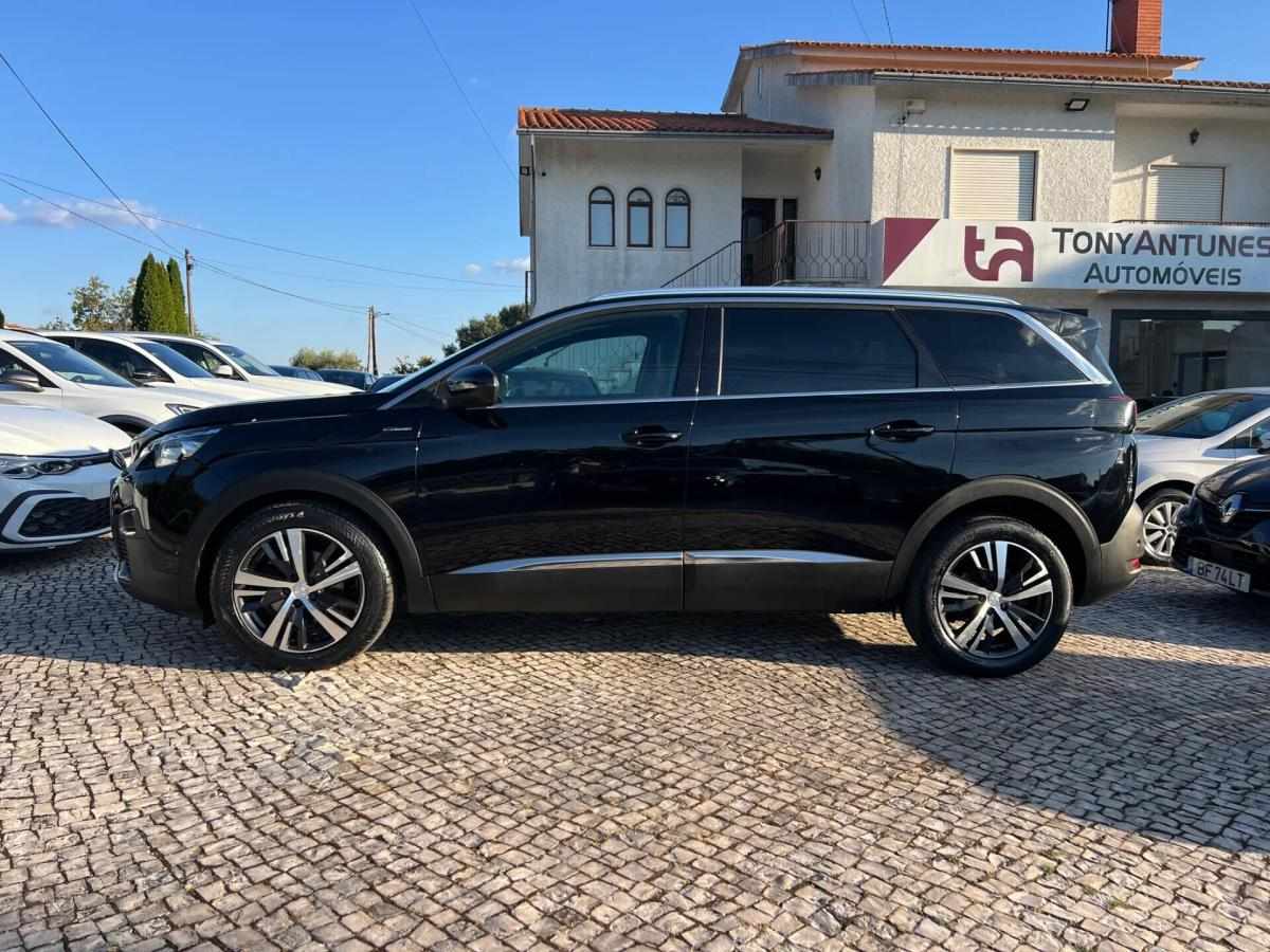 peugeot-5008-2018-diesel-1499cc