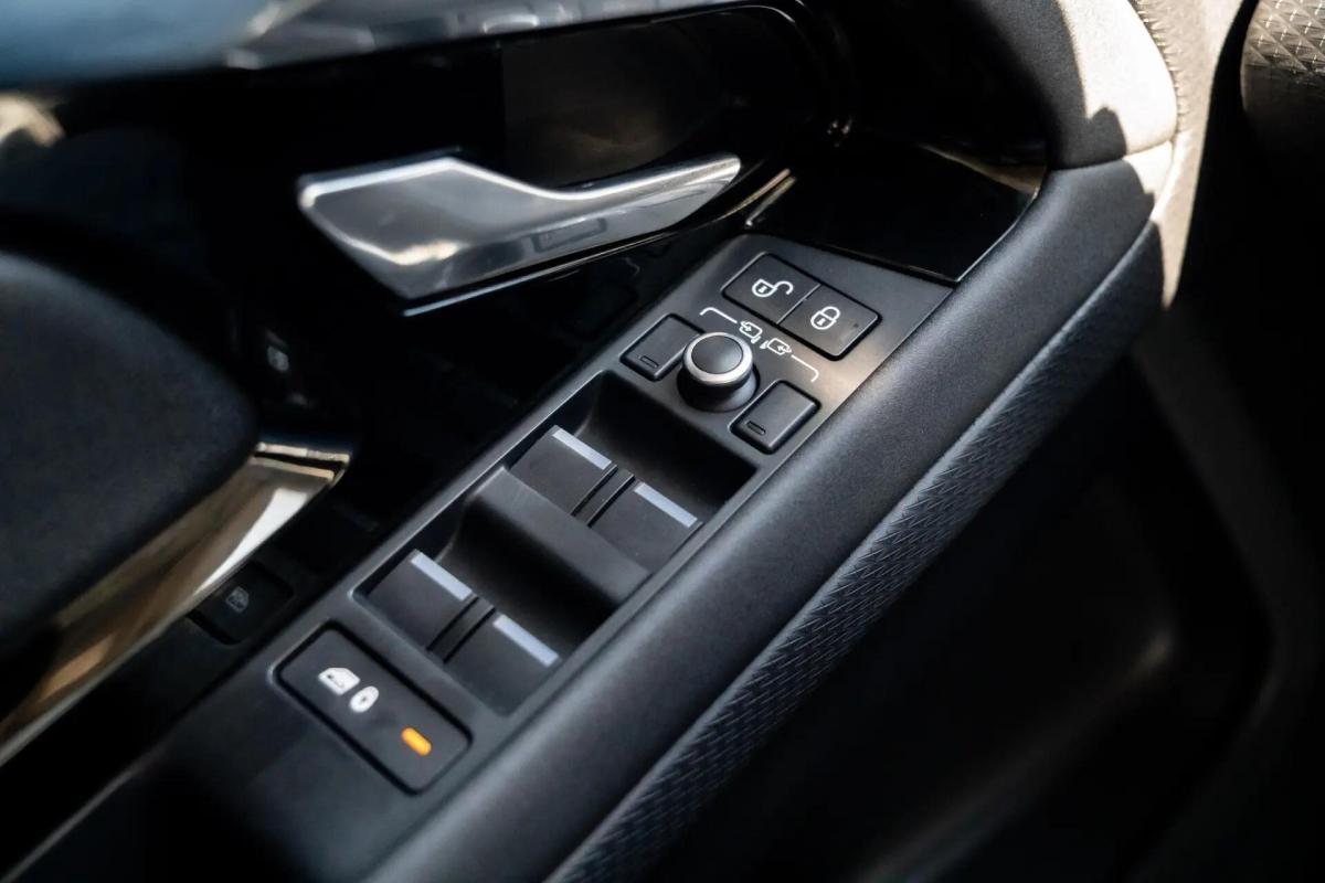 land-rover-range-rover-evoque-2019-diesel-1999cc